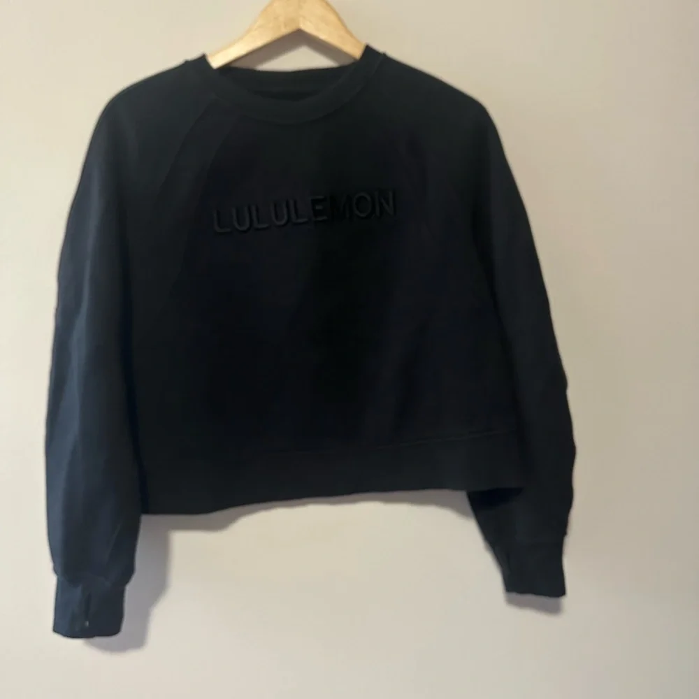 Lululemon Scuba Oversized Pullover *Wordmark
Black W3JAIS fits like a M/L - Picture 2 of 5